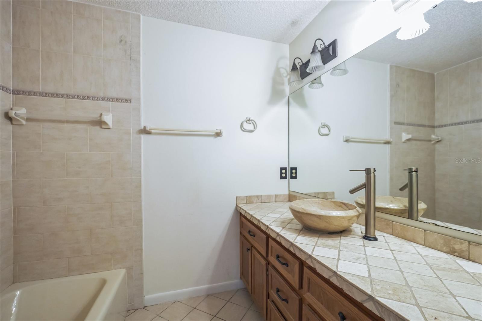 Image 12 of 19 For 2249 Cypress Cove Drive E-3