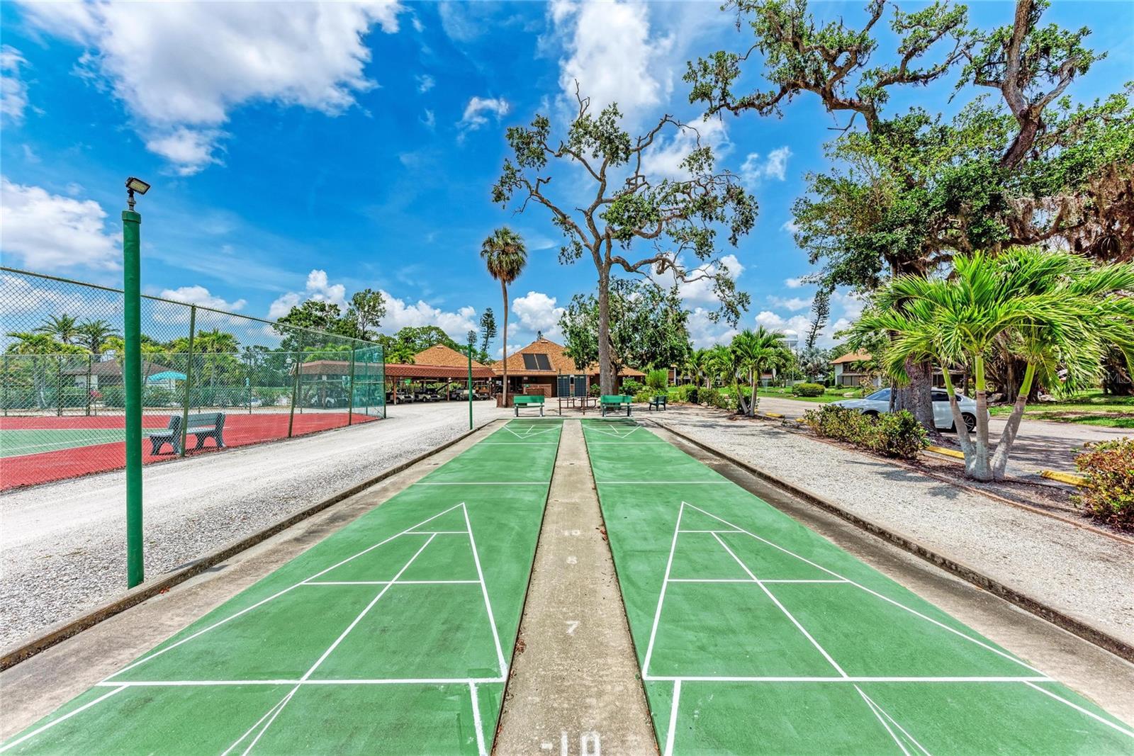 Image 33 of 42 For 4578 Red Maple Road 904