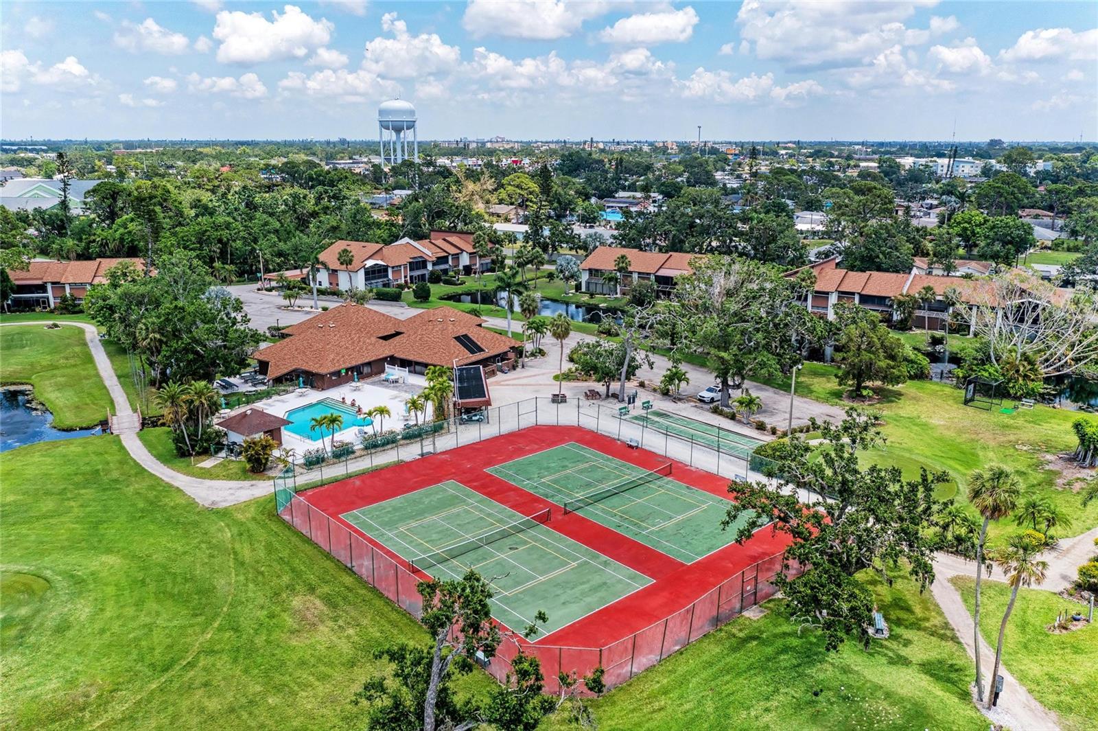 Image 38 of 42 For 4578 Red Maple Road 904