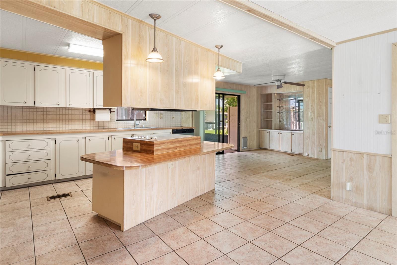 Image 15 of 64 For 48 Quail Court