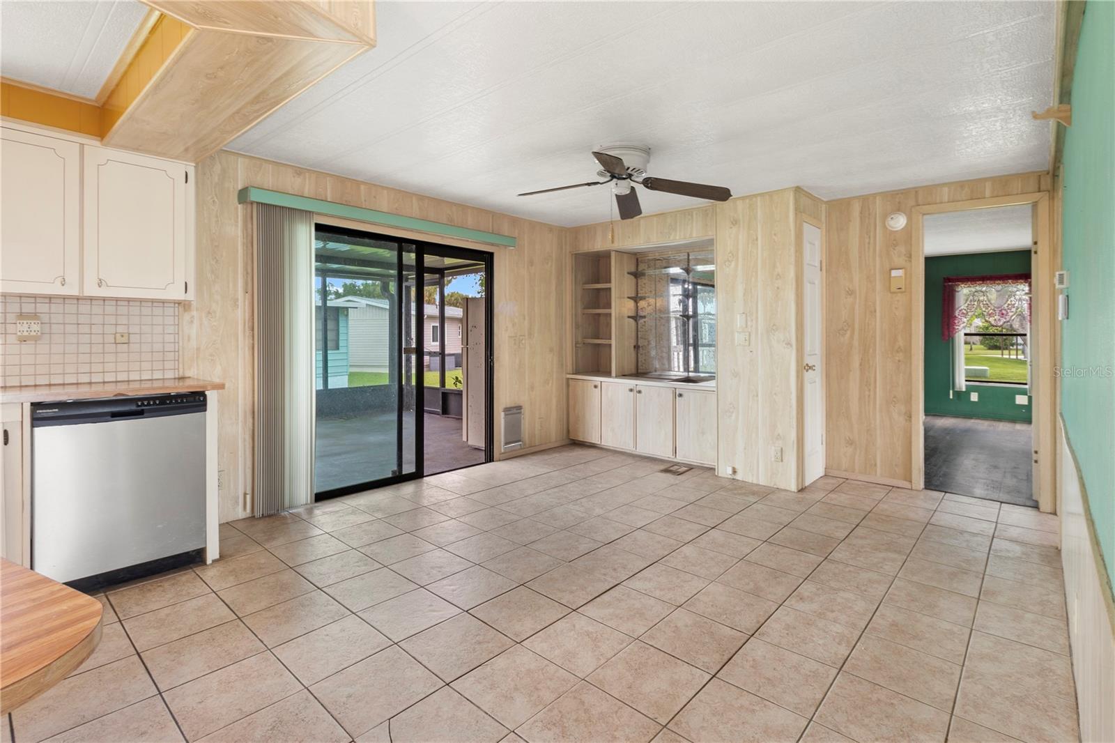 Image 21 of 64 For 48 Quail Court