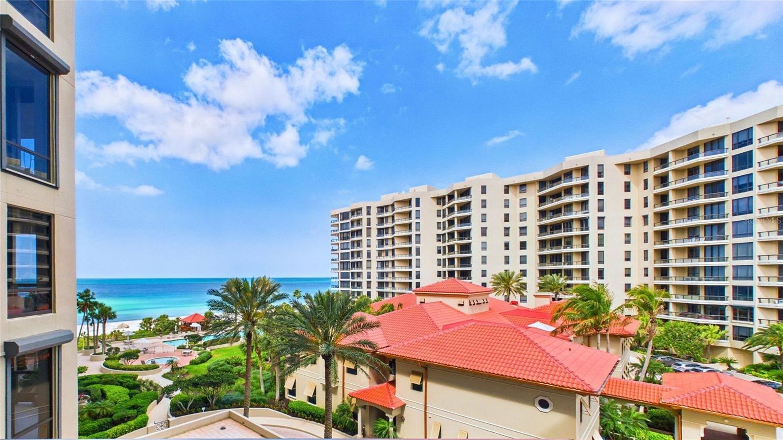 Image 36 of 70 For 1241 Gulf Of Mexico Drive 506