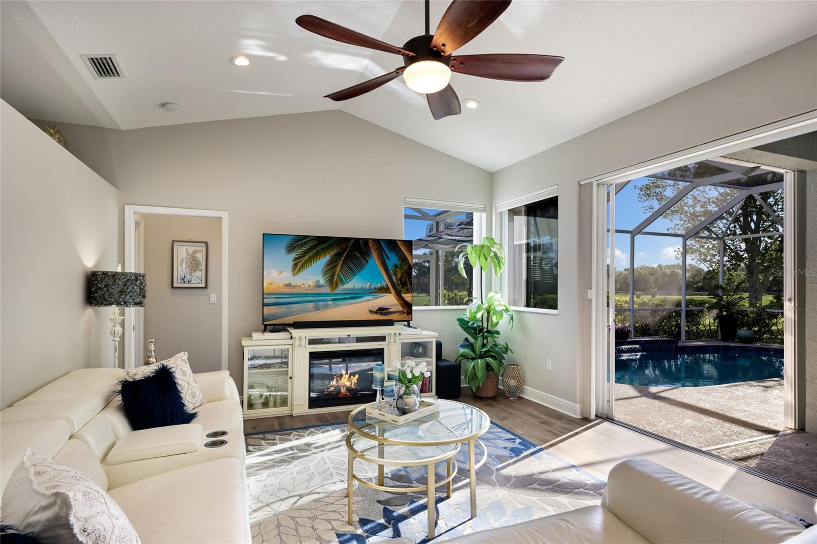 Image 19 of 56 For 9937 Laurel Valley Avenue Circle