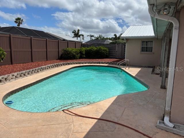 Image 5 of 13 For 5116 18th Avenue W