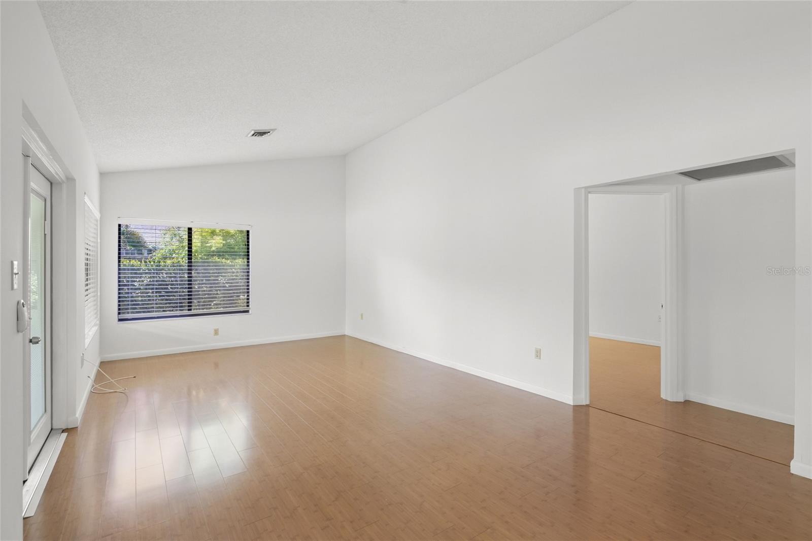 Image 12 of 41 For 4238 Carriage Drive 46