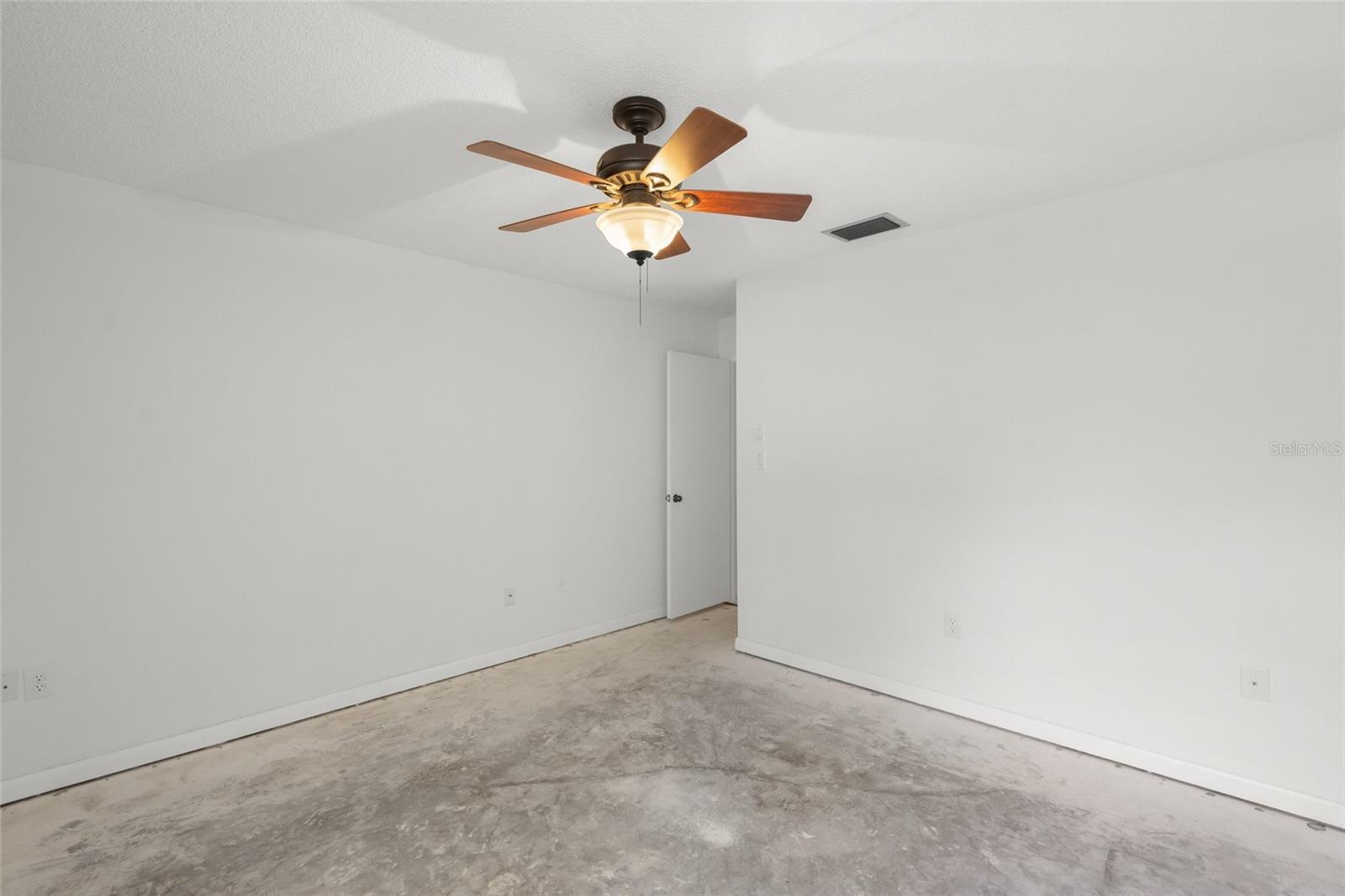 Image 39 of 41 For 4238 Carriage Drive 46