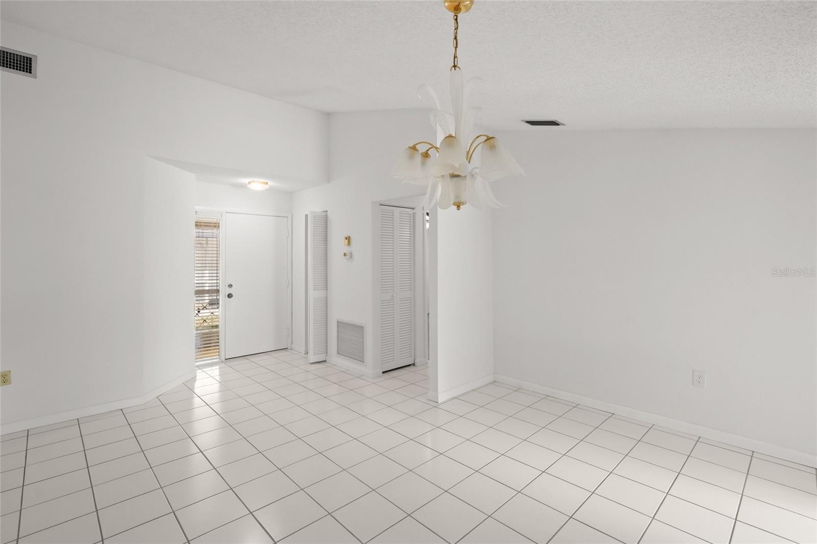 Image 8 of 41 For 4238 Carriage Drive 46