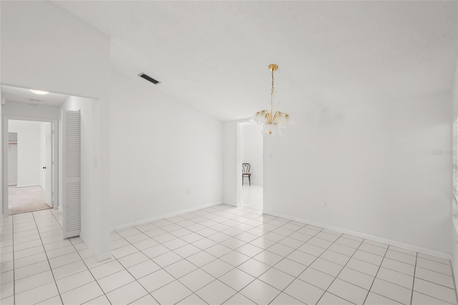 Image 9 of 41 For 4238 Carriage Drive 46