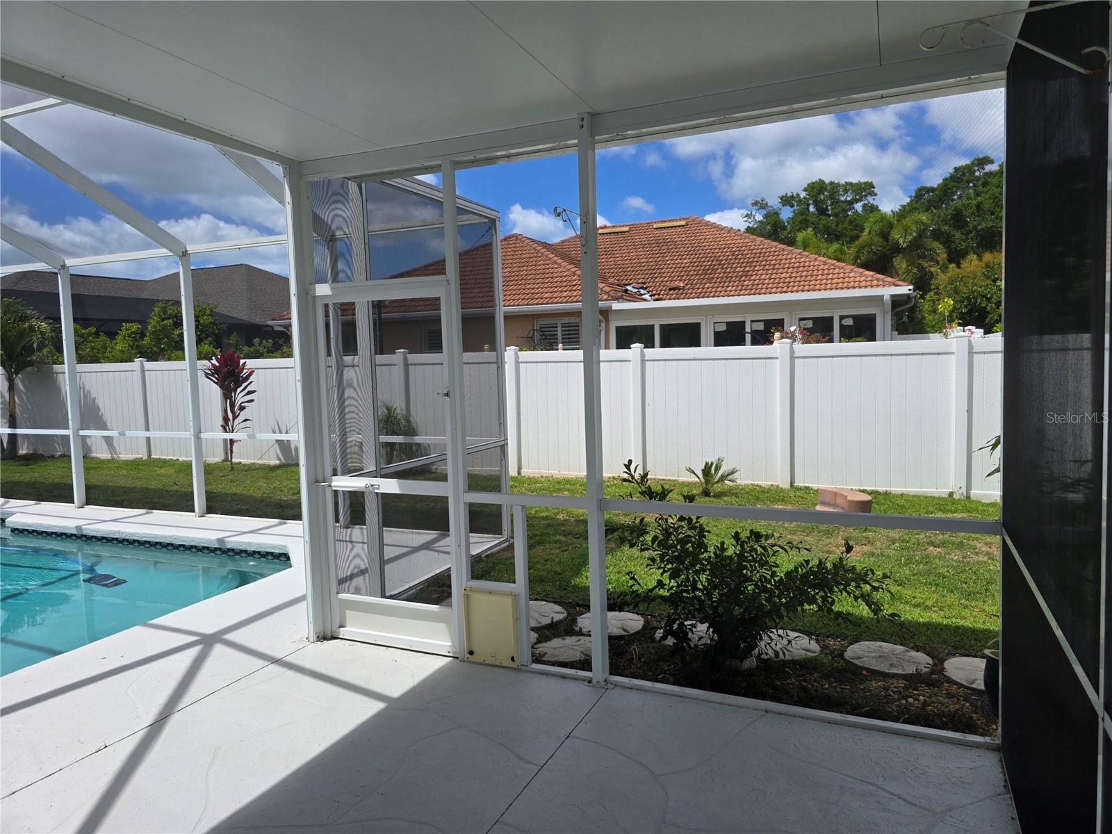 Image 27 of 59 For 7404 38th Court E