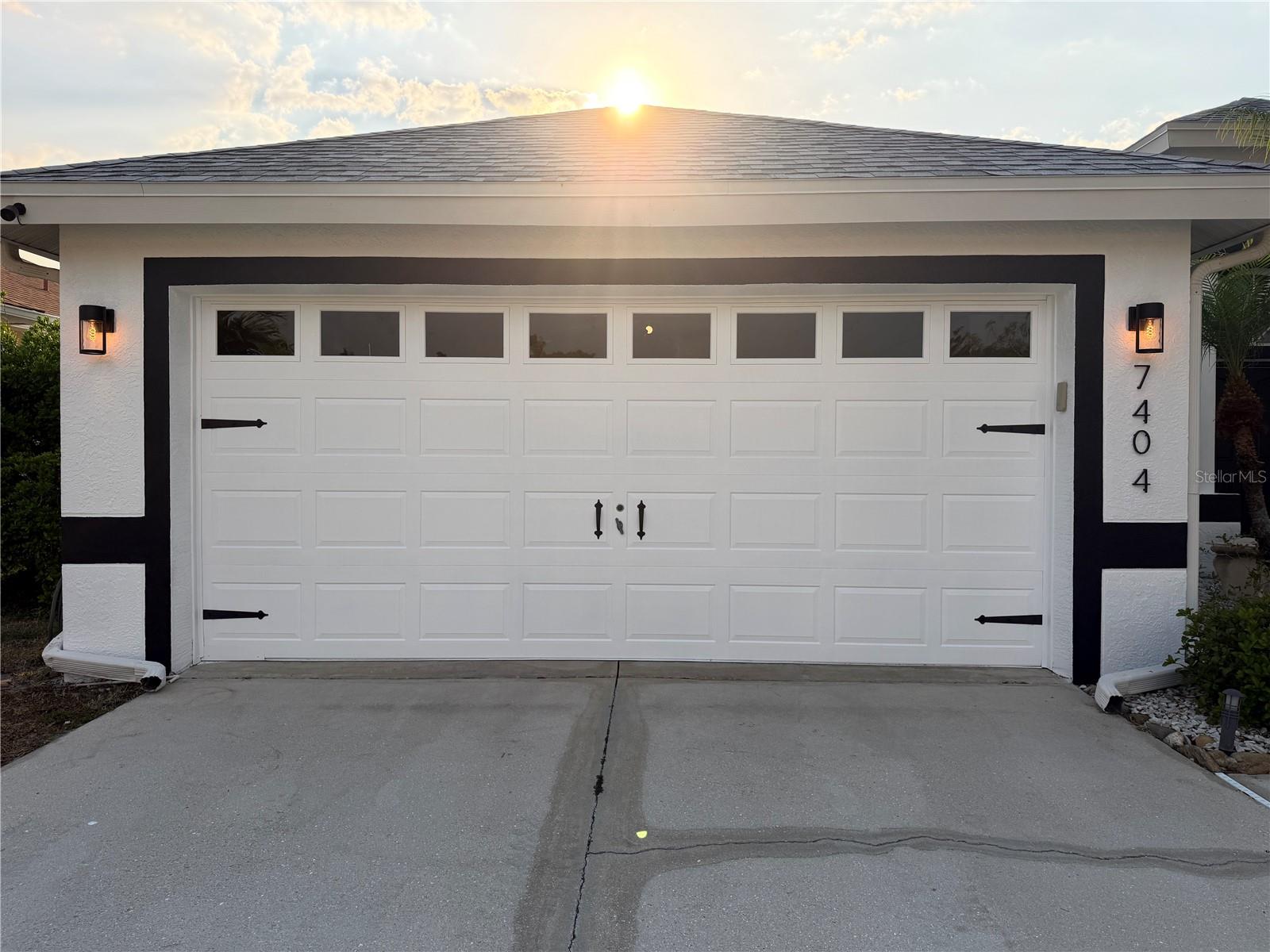 Image 4 of 59 For 7404 38th Court E