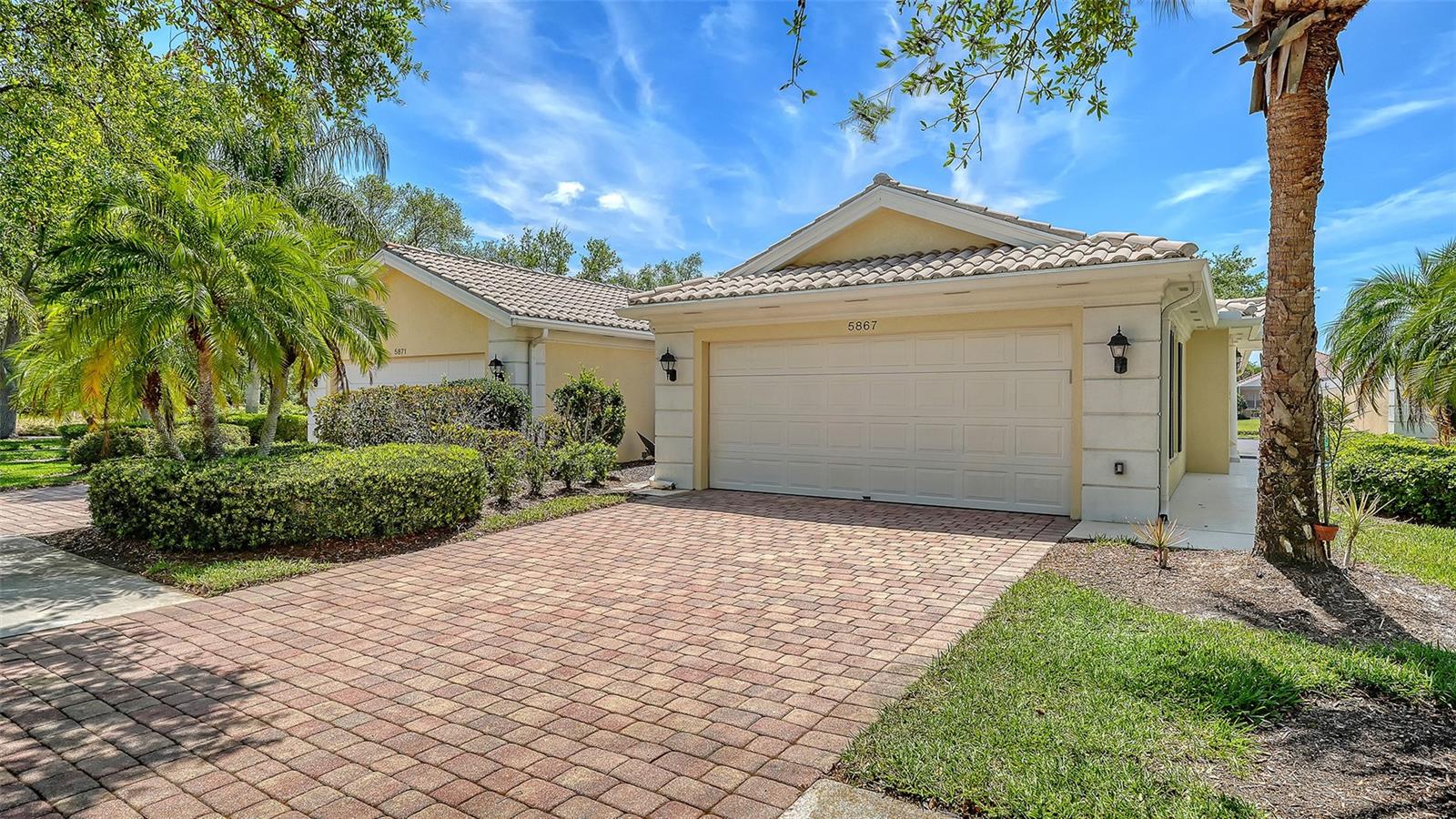 Details for 5867 Helicon Place, SARASOTA, FL 34238