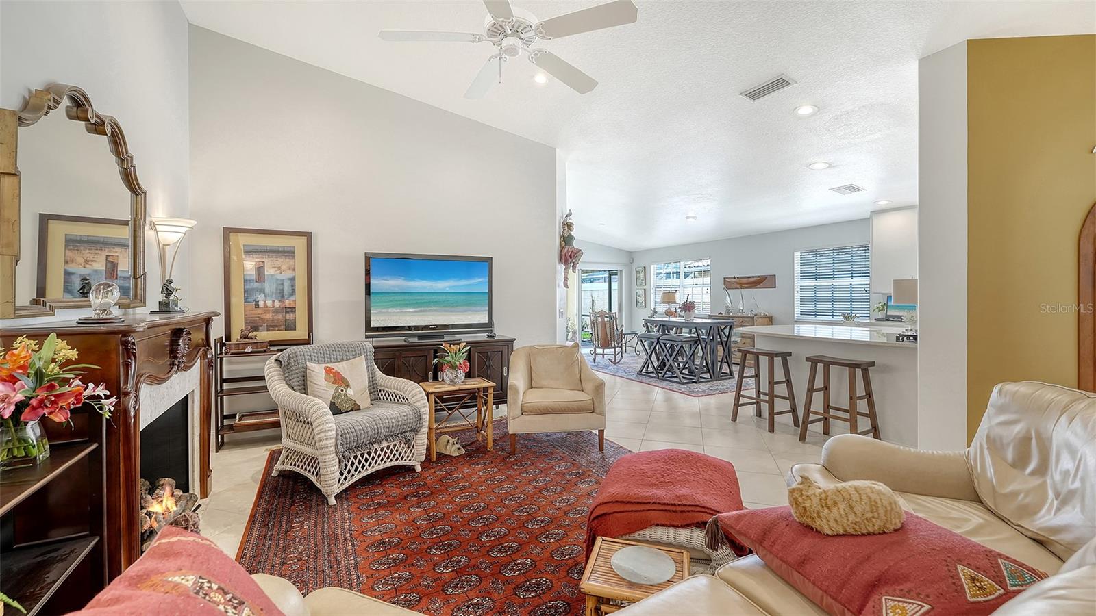 Image 11 of 82 For 5867 Helicon Place