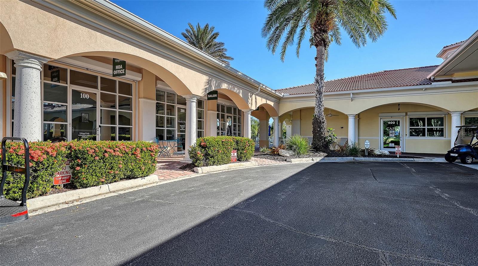 Image 42 of 82 For 5867 Helicon Place