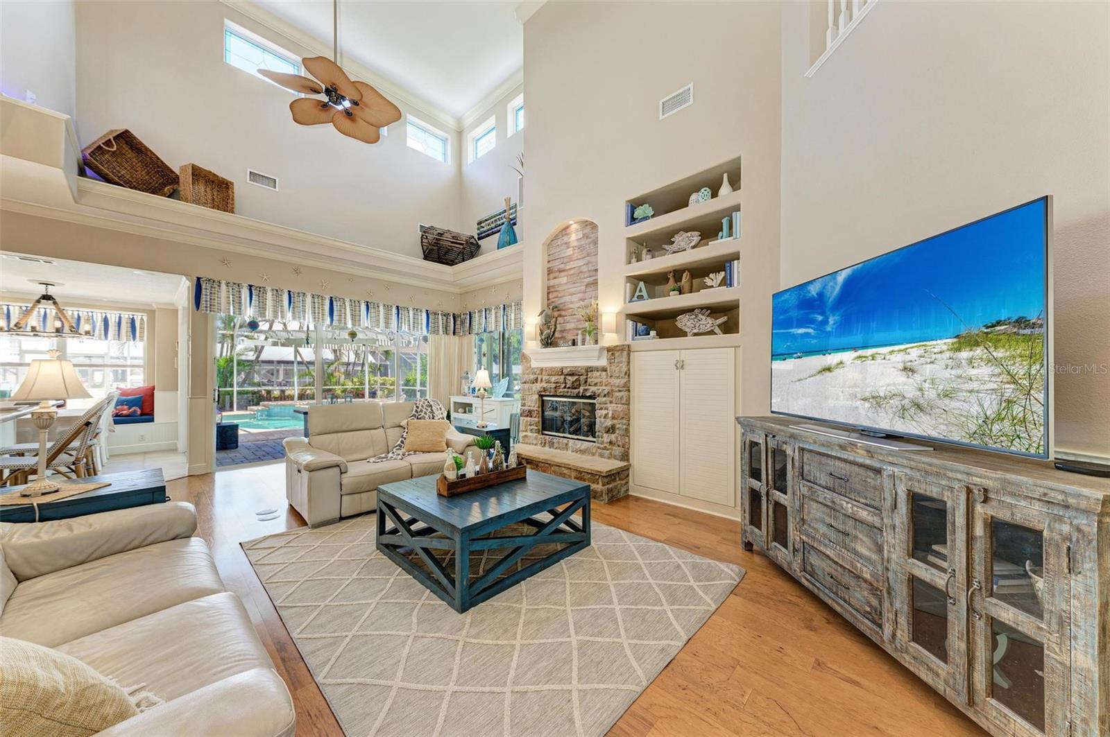 Image 12 of 68 For 4527 Blue Marlin Drive