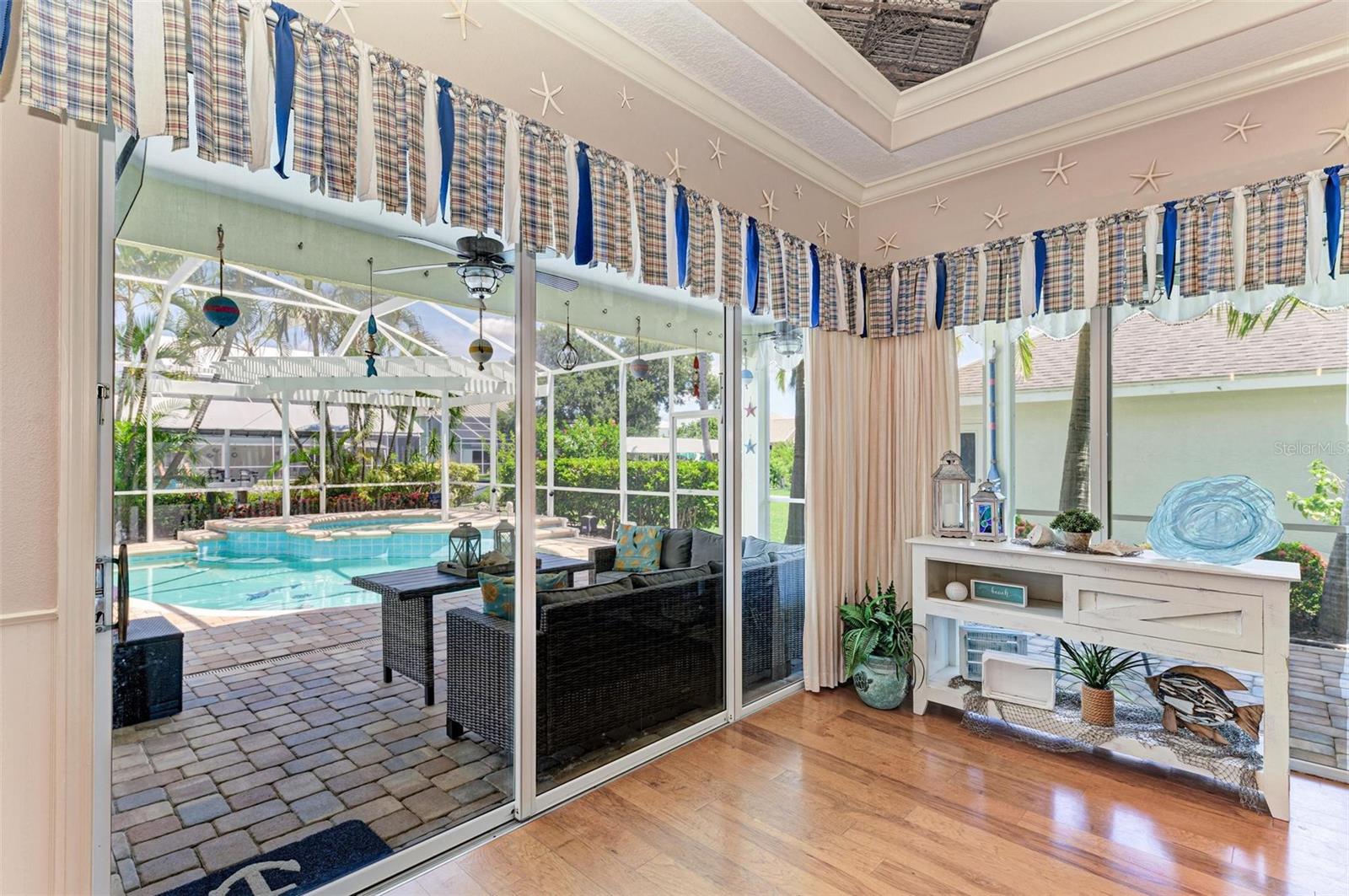 Image 16 of 68 For 4527 Blue Marlin Drive