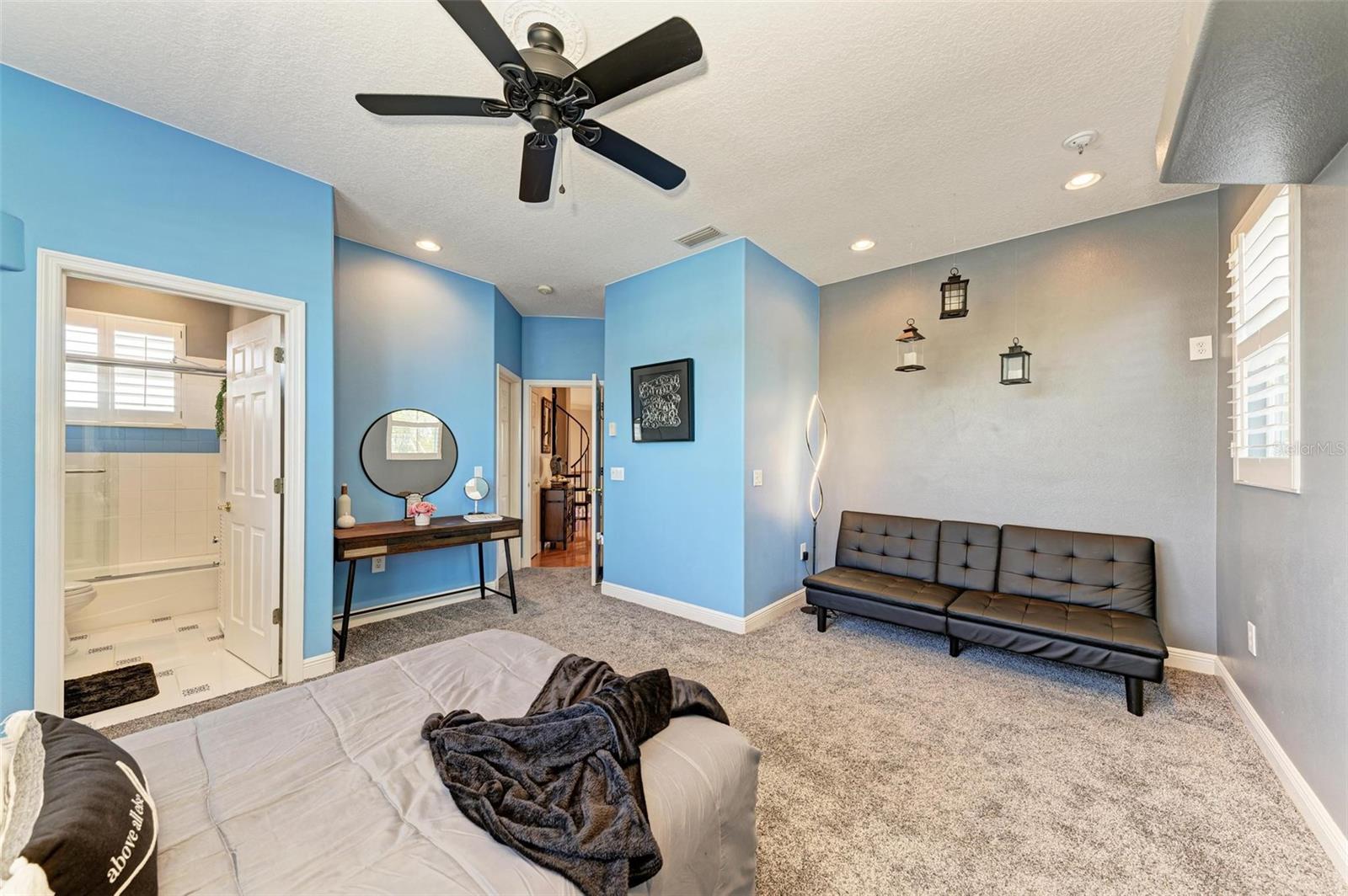 Image 35 of 68 For 4527 Blue Marlin Drive