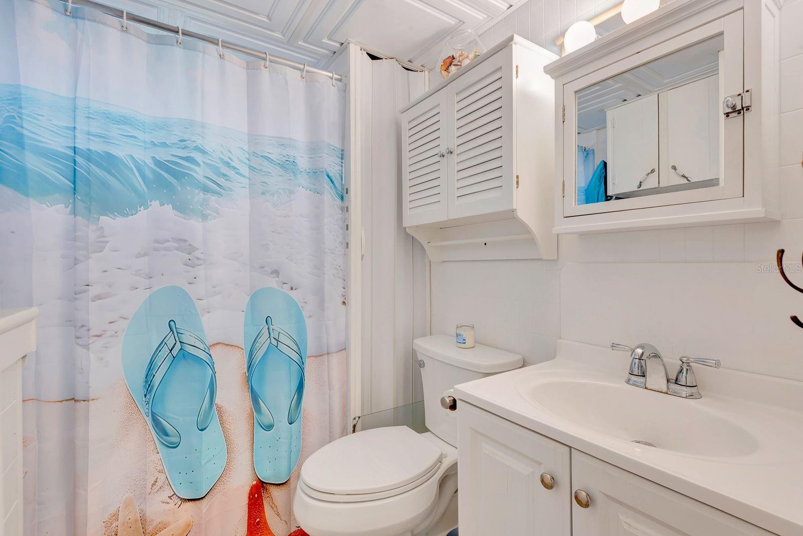 Image 9 of 27 For 515 50th Avenue Terrace W