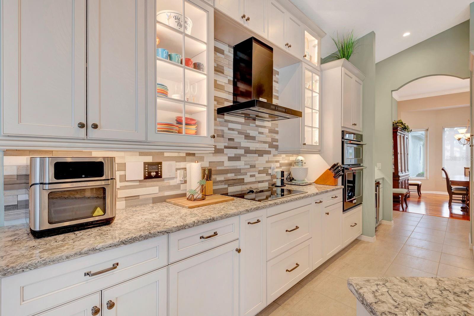 Image 13 of 49 For 10005 Cherry Hills Avenue Circle