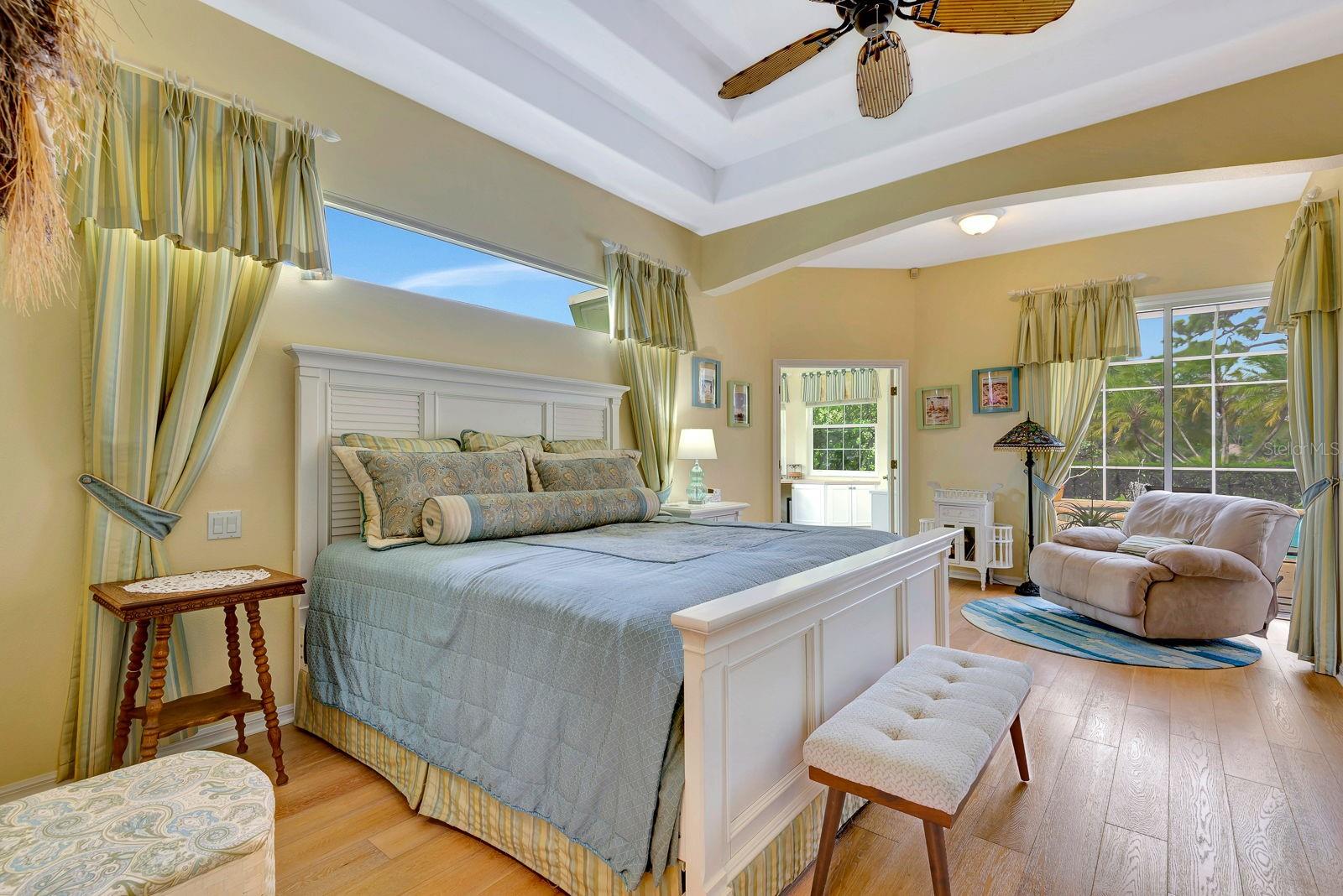 Image 20 of 49 For 10005 Cherry Hills Avenue Circle