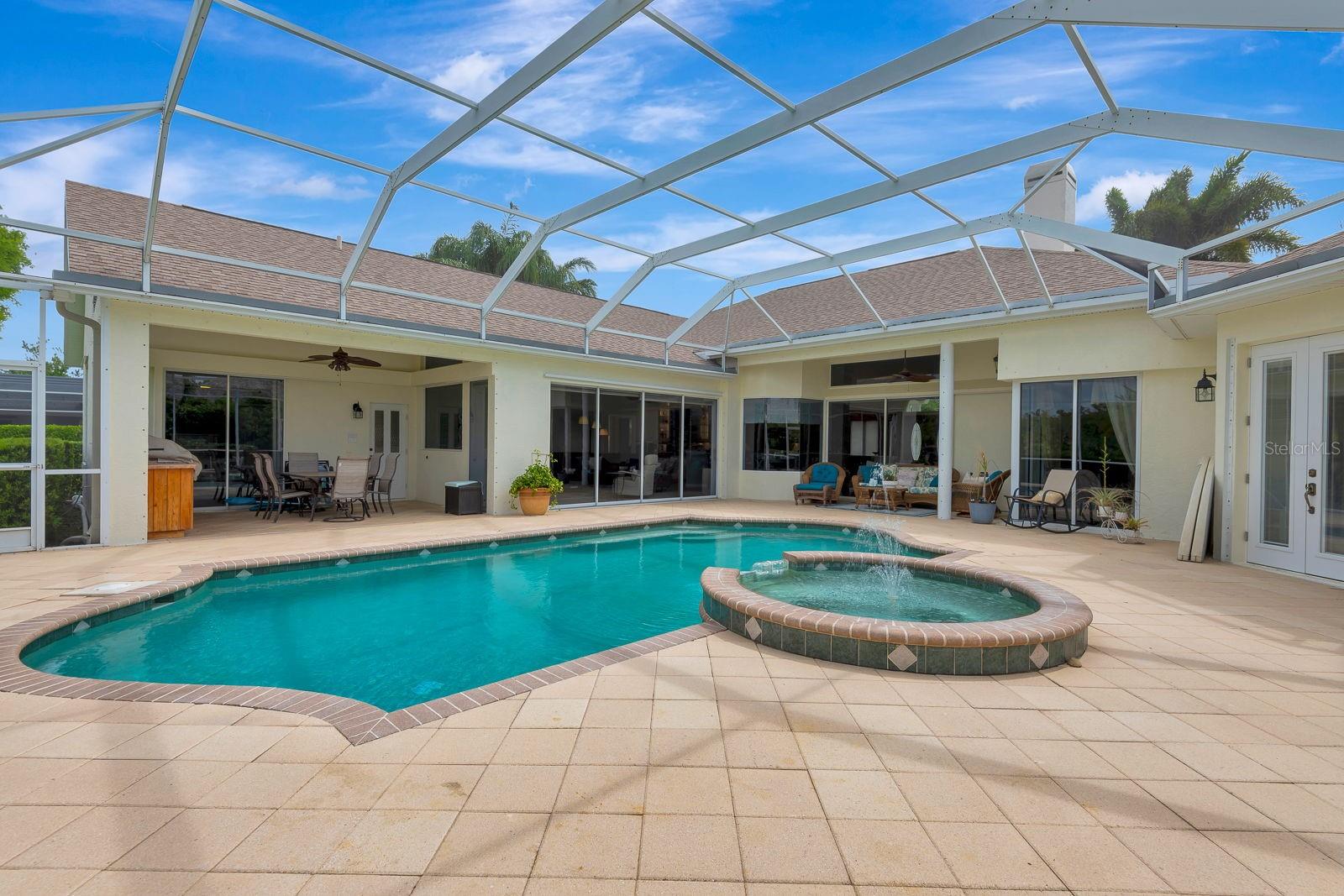 Image 36 of 49 For 10005 Cherry Hills Avenue Circle