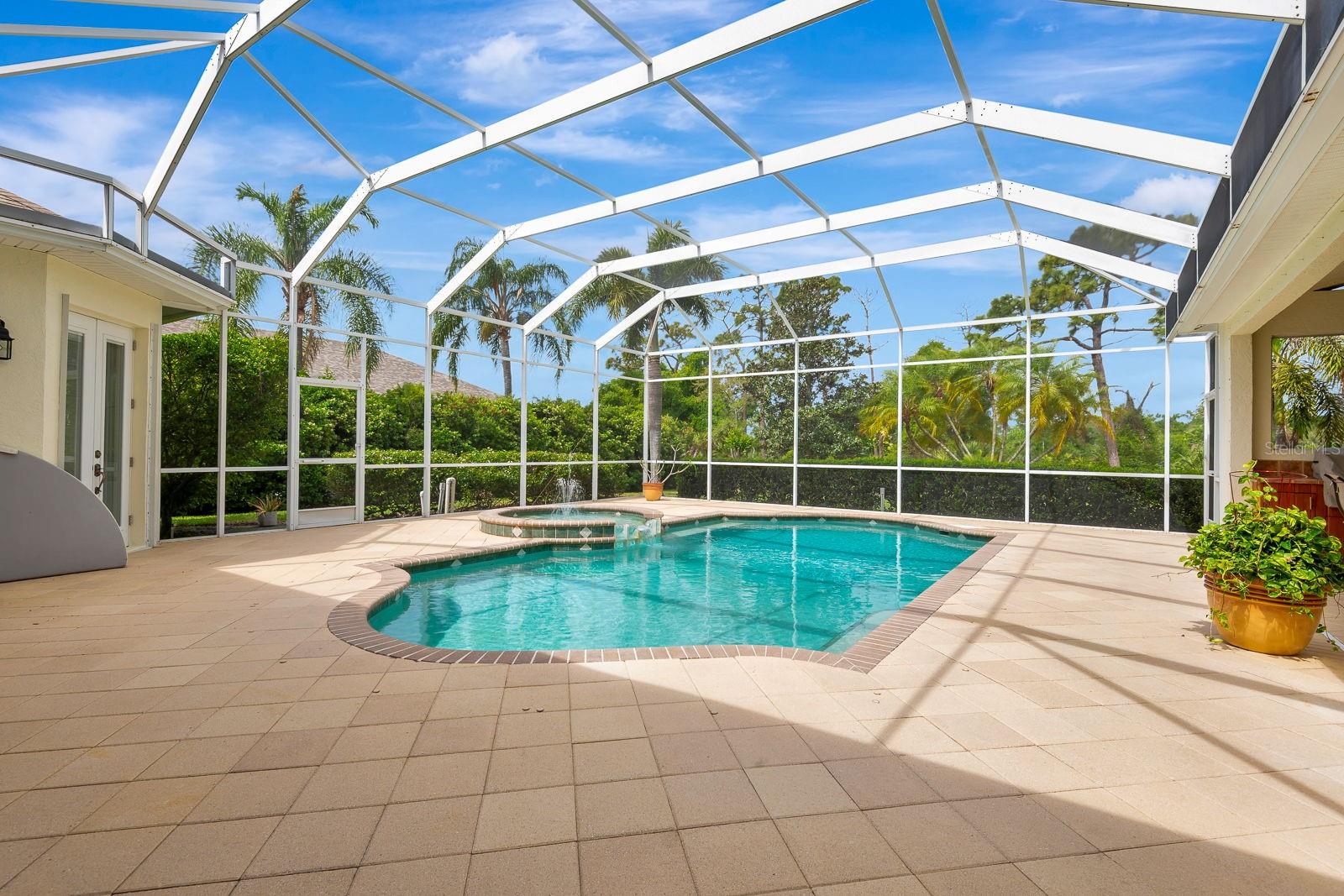 Image 39 of 49 For 10005 Cherry Hills Avenue Circle