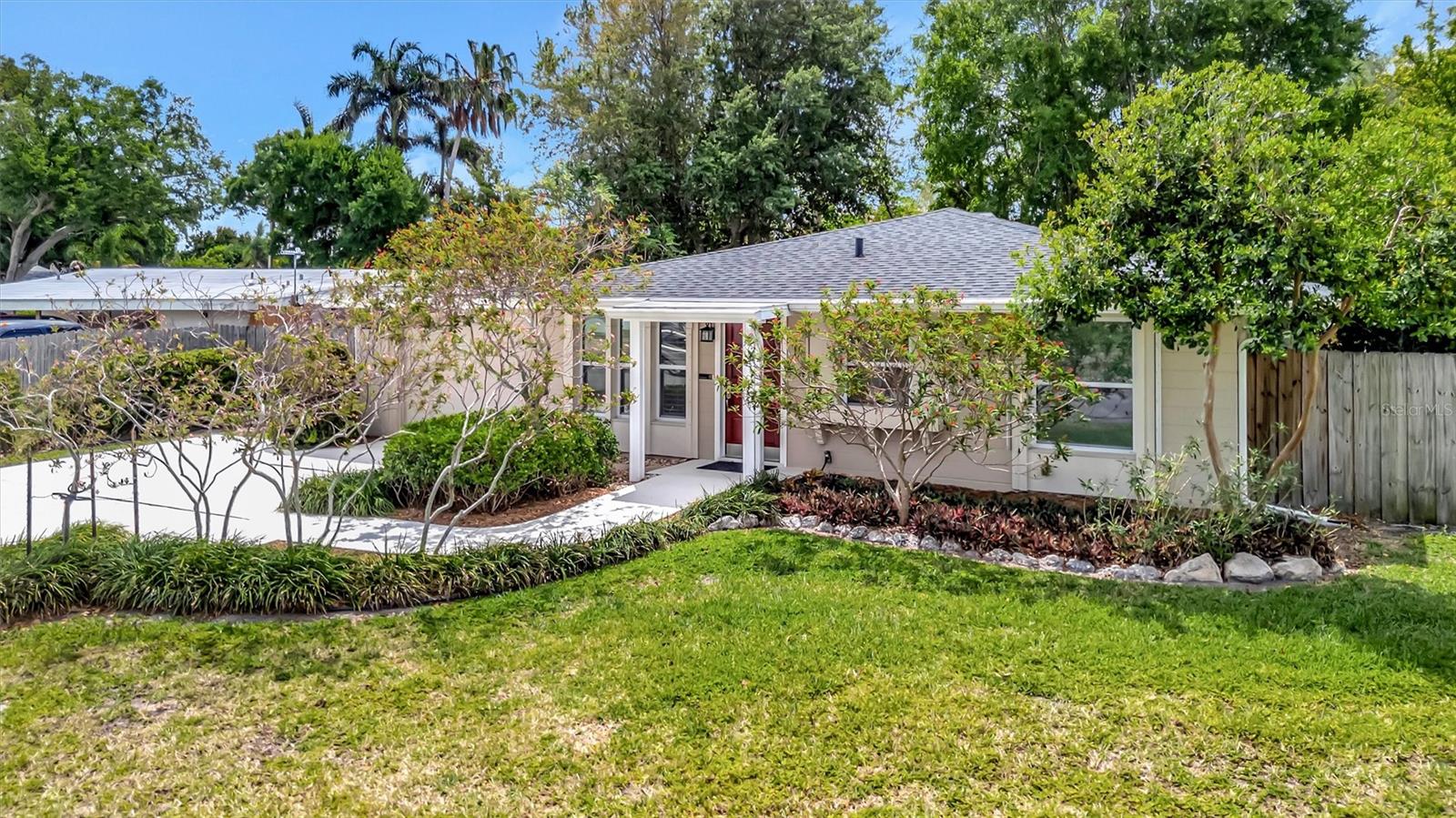 Image 4 of 85 For 4478 Coco Ridge Circle