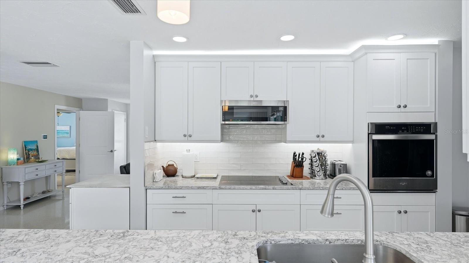 Image 13 of 50 For 2486 Breakwater Circle