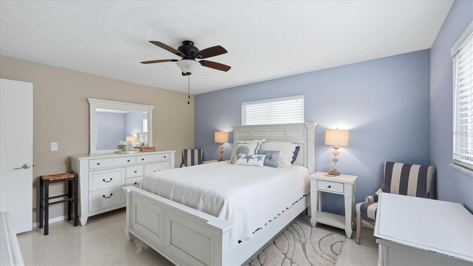 Image 25 of 50 For 2486 Breakwater Circle