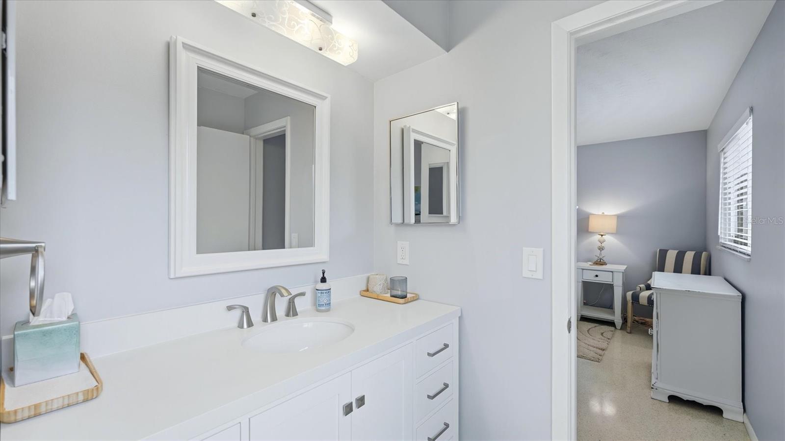 Image 27 of 50 For 2486 Breakwater Circle