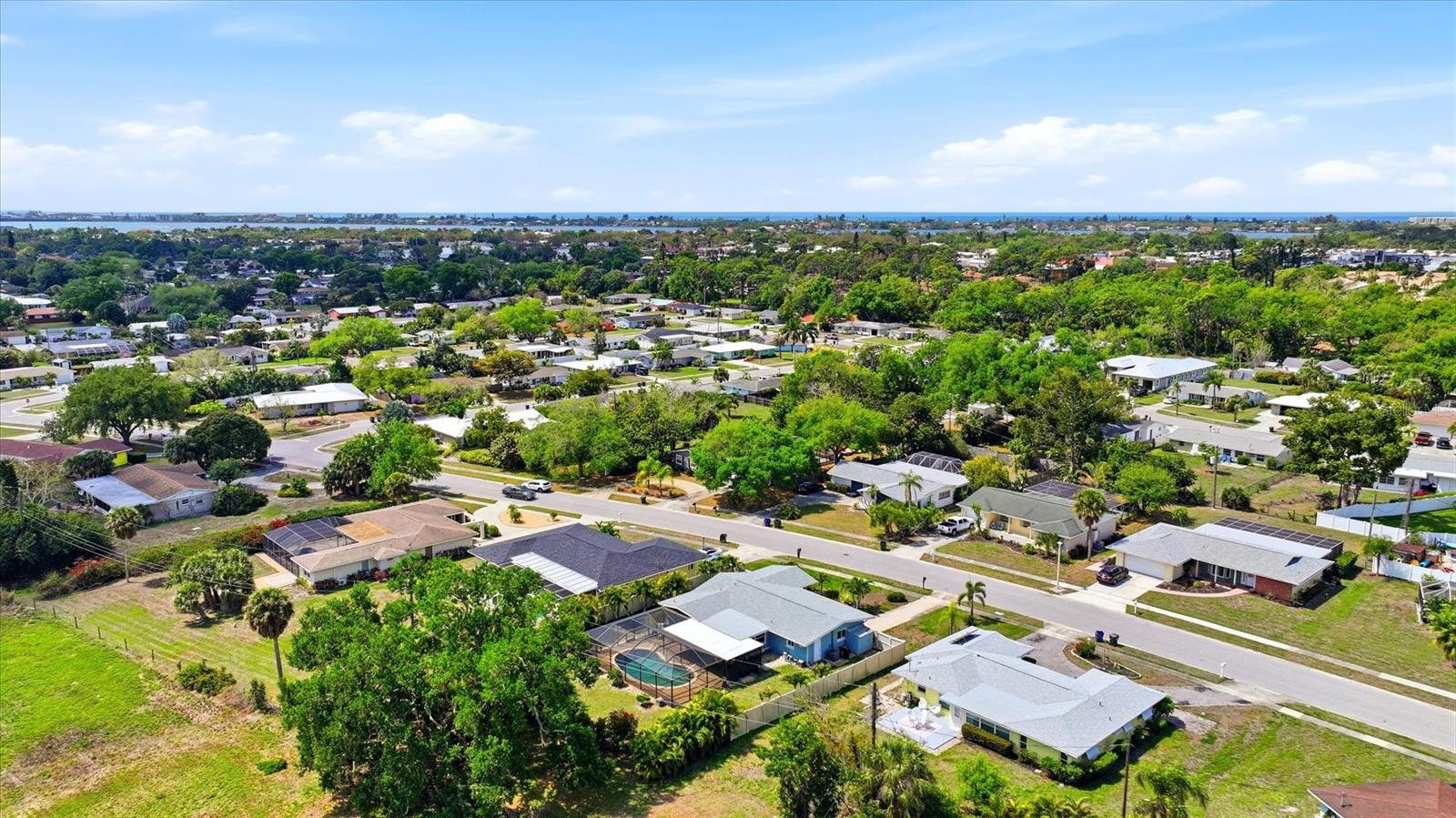 Image 42 of 50 For 2486 Breakwater Circle