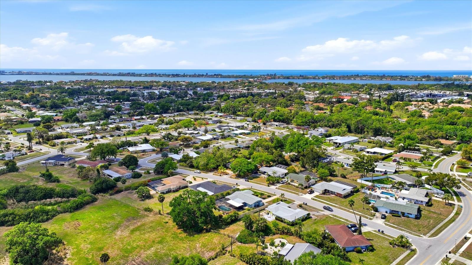 Image 44 of 50 For 2486 Breakwater Circle