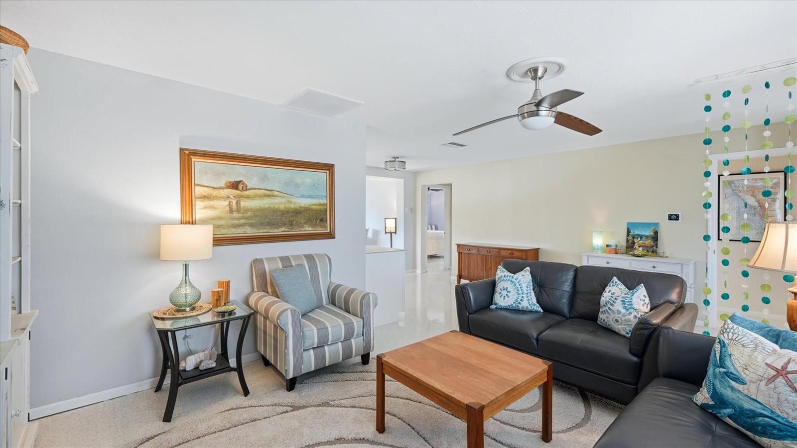 Image 8 of 50 For 2486 Breakwater Circle