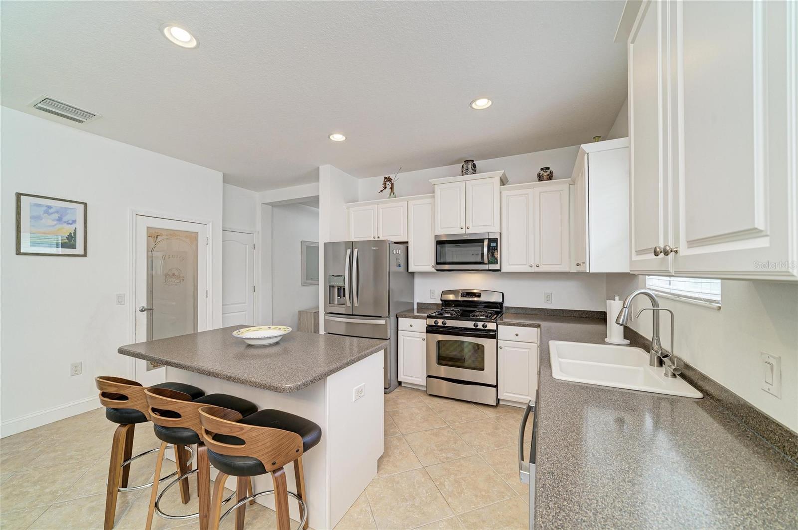 Image 13 of 42 For 4650 Woodbrook Drive