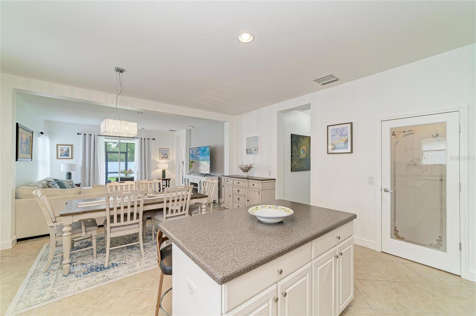 Image 15 of 42 For 4650 Woodbrook Drive