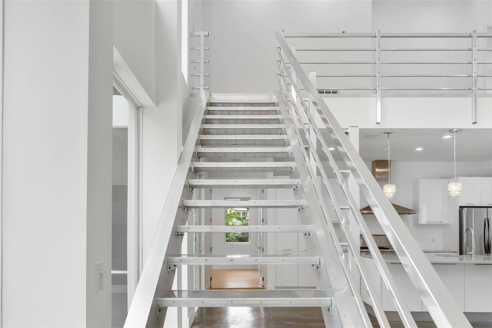 Image 19 of 39 For 1751 Hawthorne Street