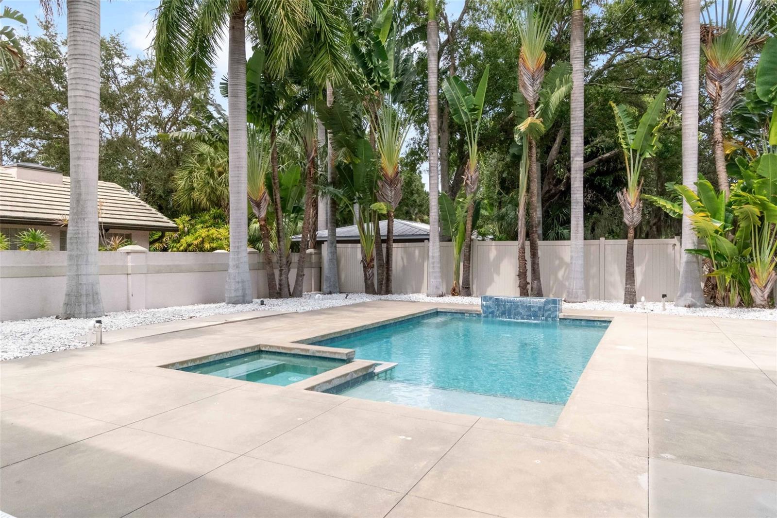 Image 36 of 39 For 1751 Hawthorne Street