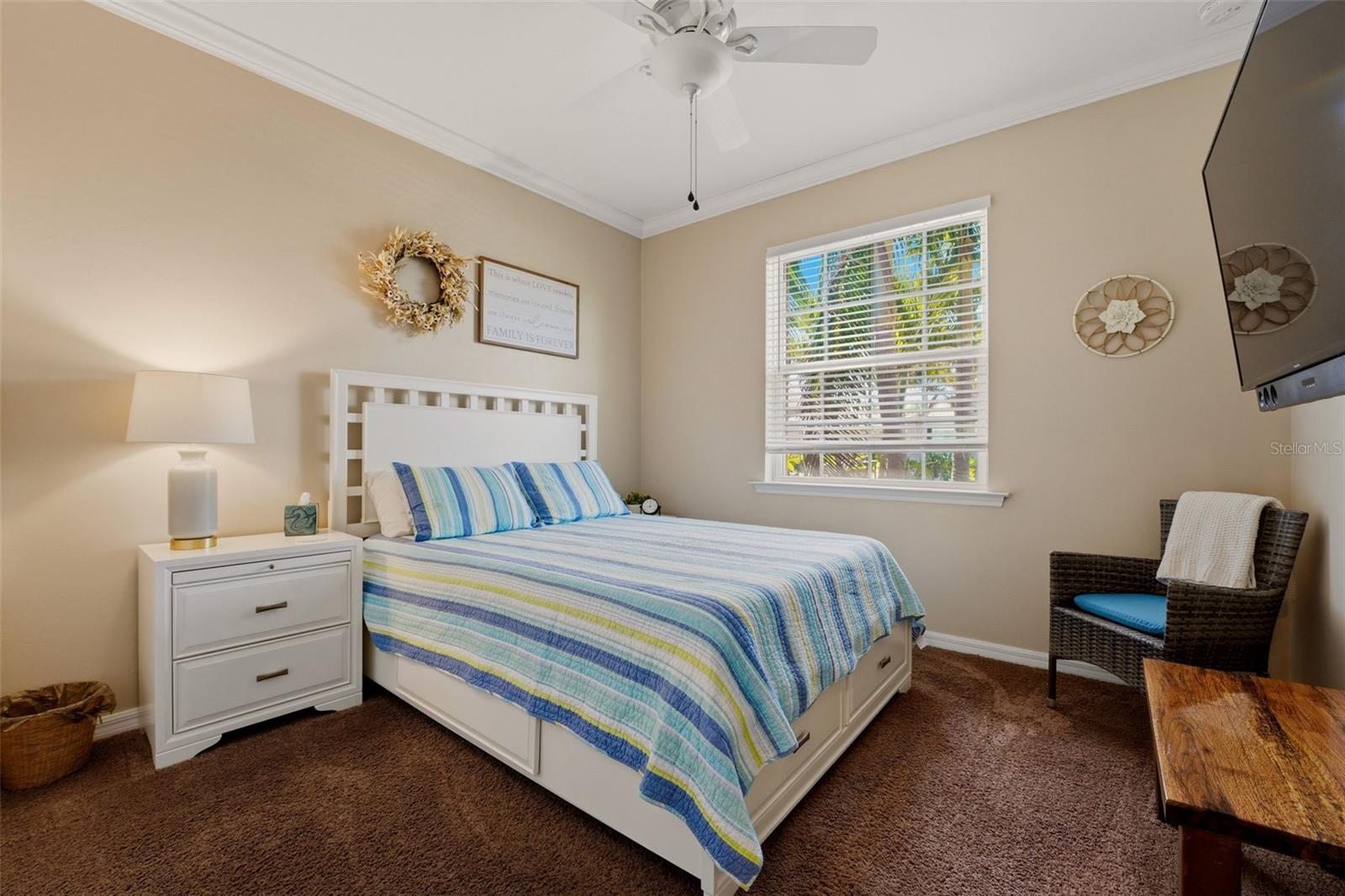 Image 10 of 43 For 11622 Parrotfish Street