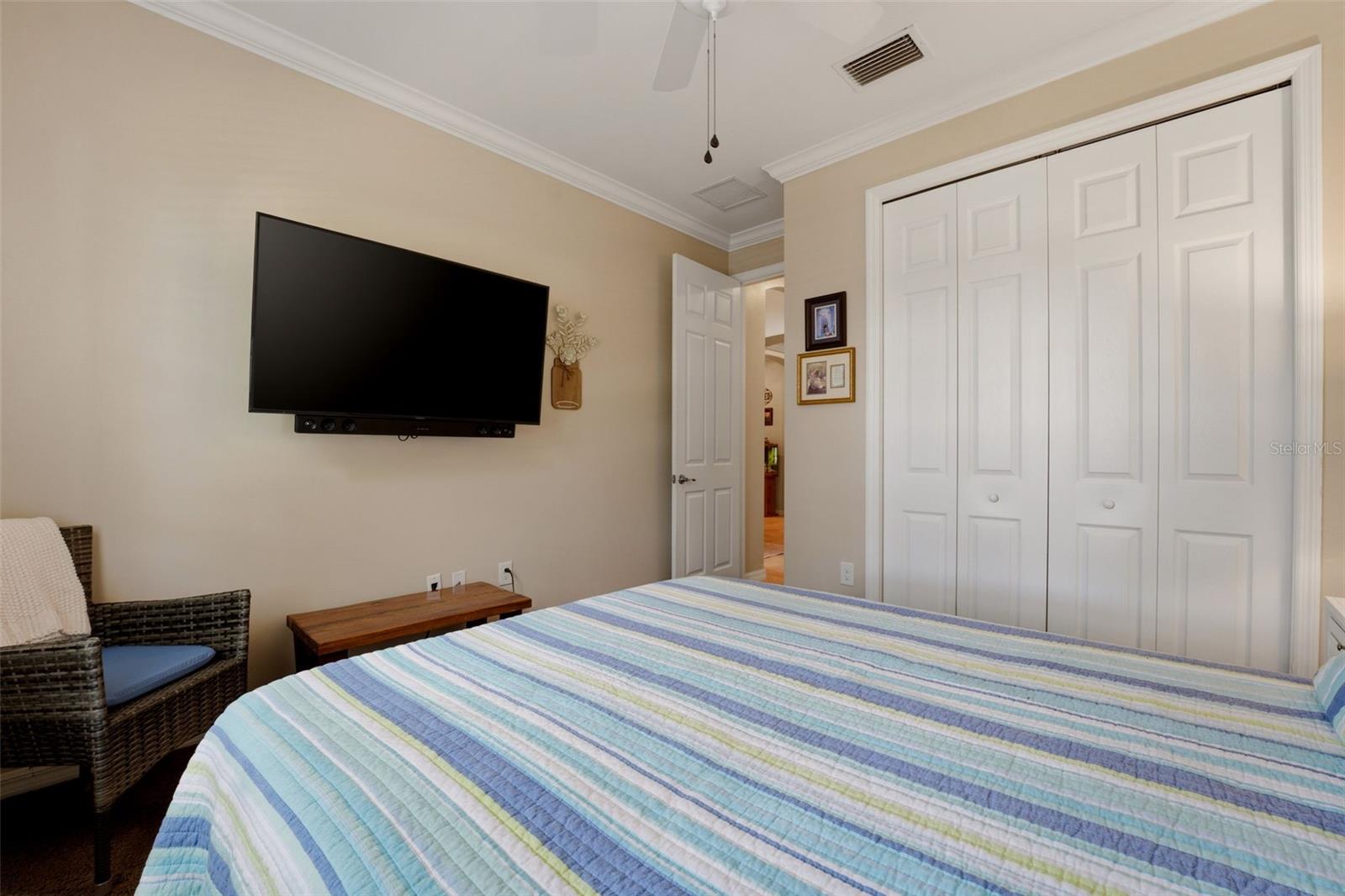 Image 11 of 43 For 11622 Parrotfish Street