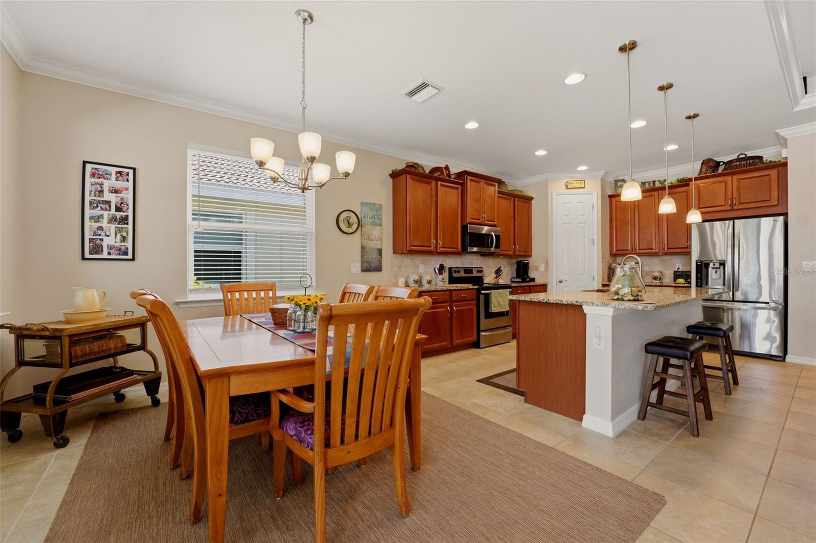 Image 26 of 43 For 11622 Parrotfish Street