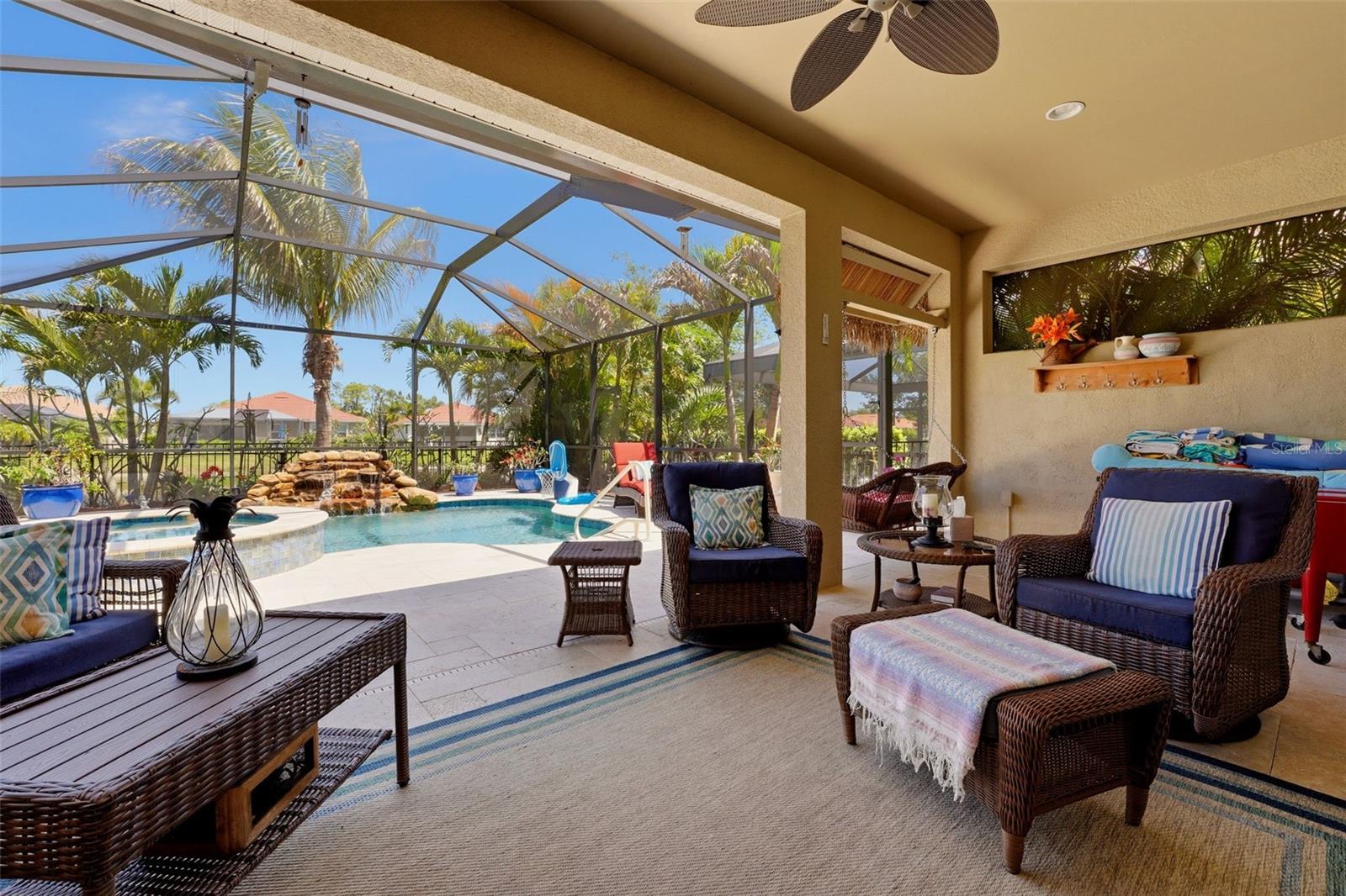 Image 33 of 43 For 11622 Parrotfish Street