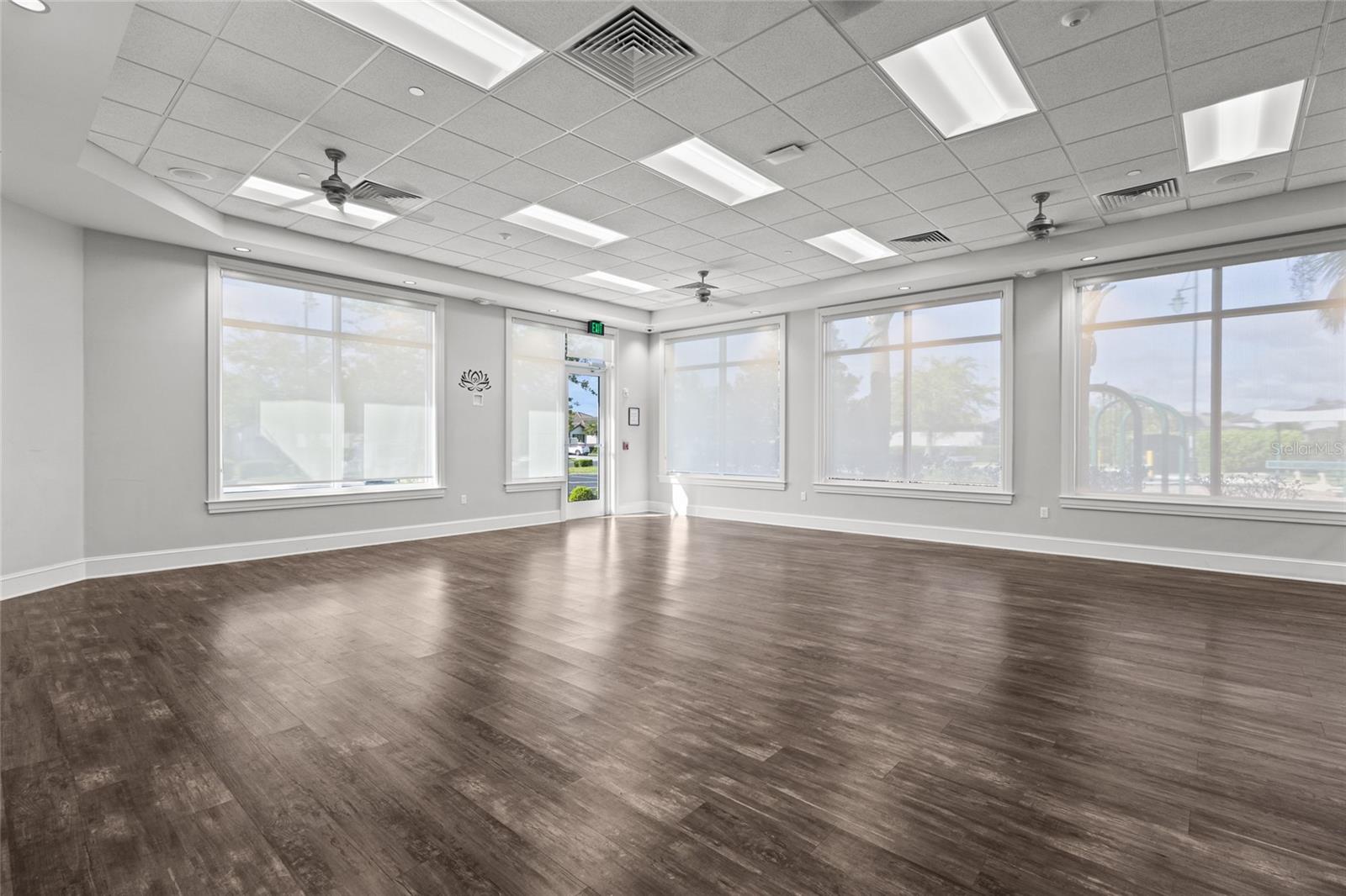 Image 3 of 64 For 6542 Clairborne Lane