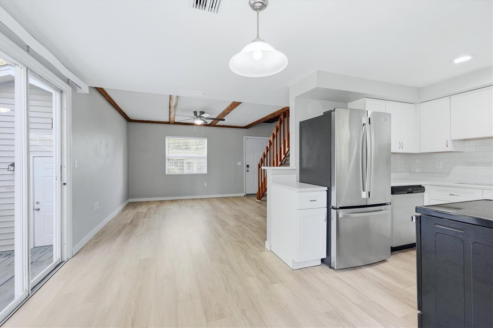 Image 11 of 41 For 2852 Nassau Street