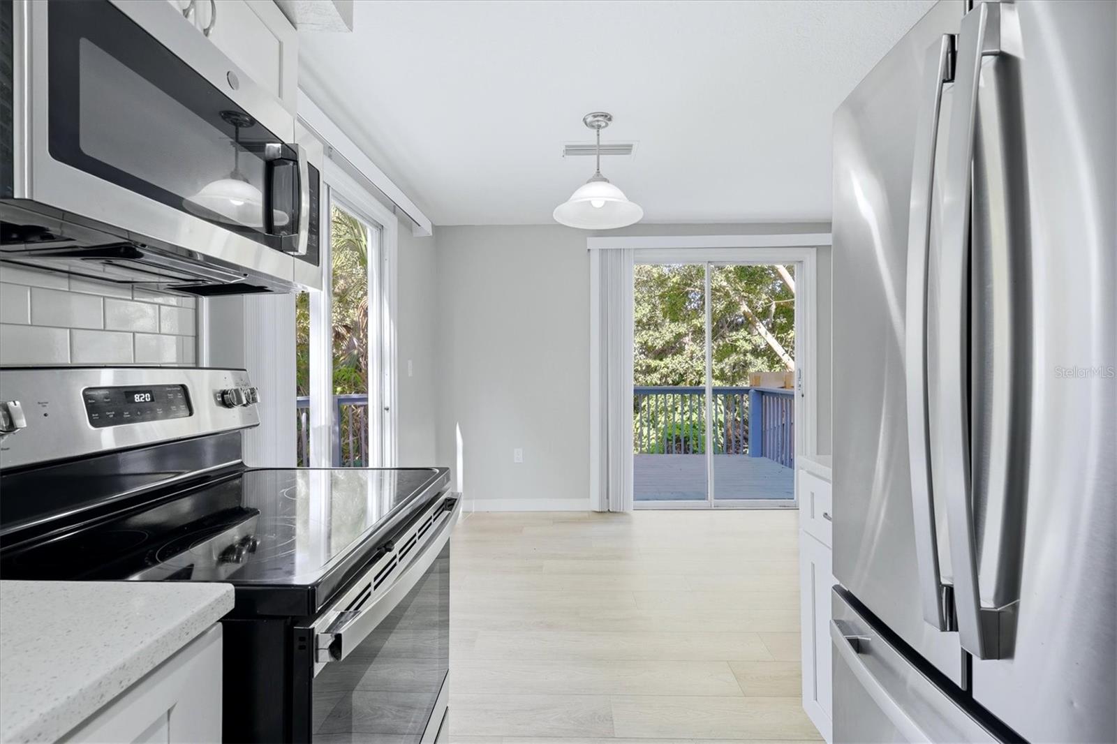 Image 15 of 41 For 2852 Nassau Street