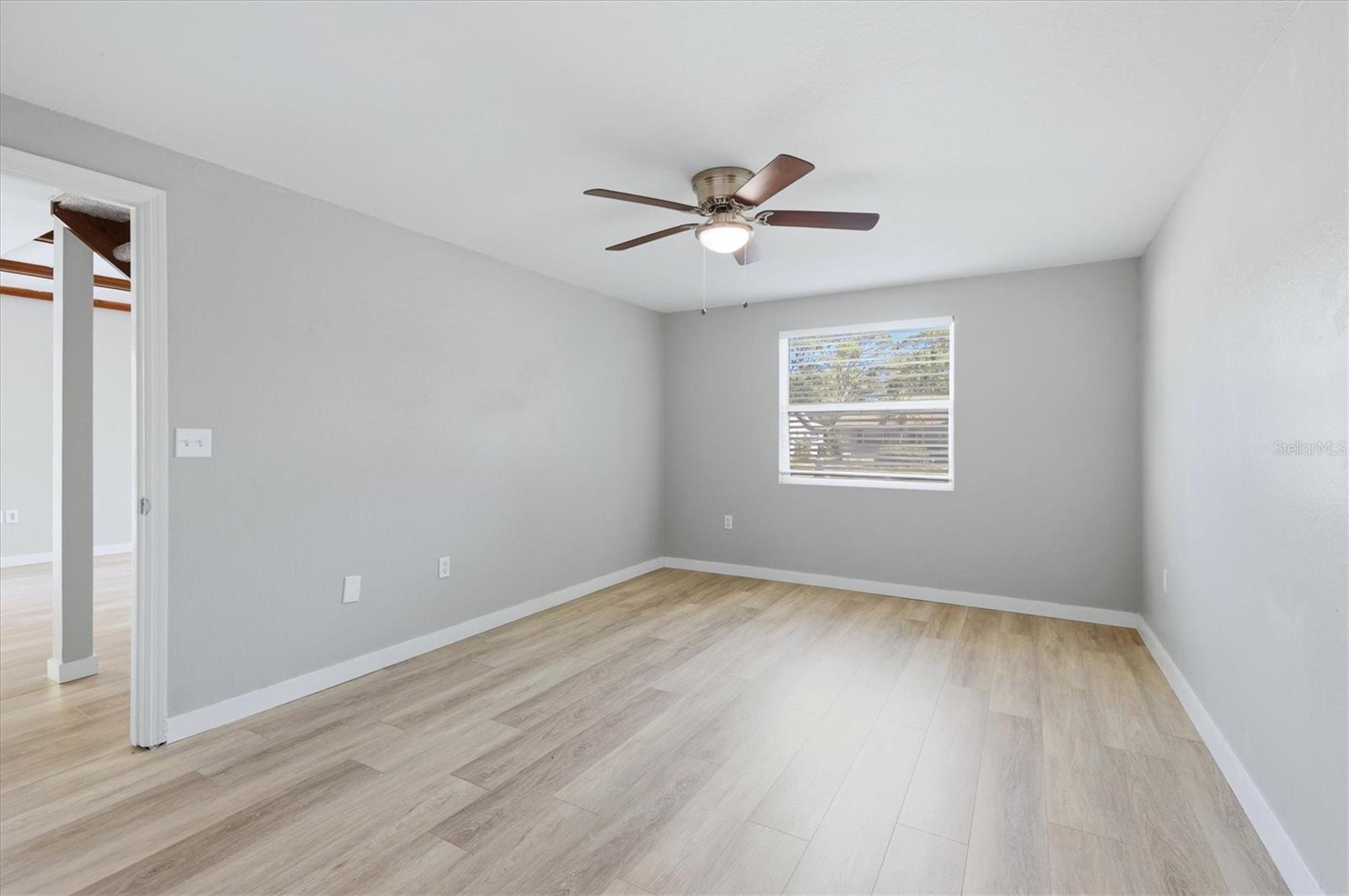 Image 16 of 41 For 2852 Nassau Street