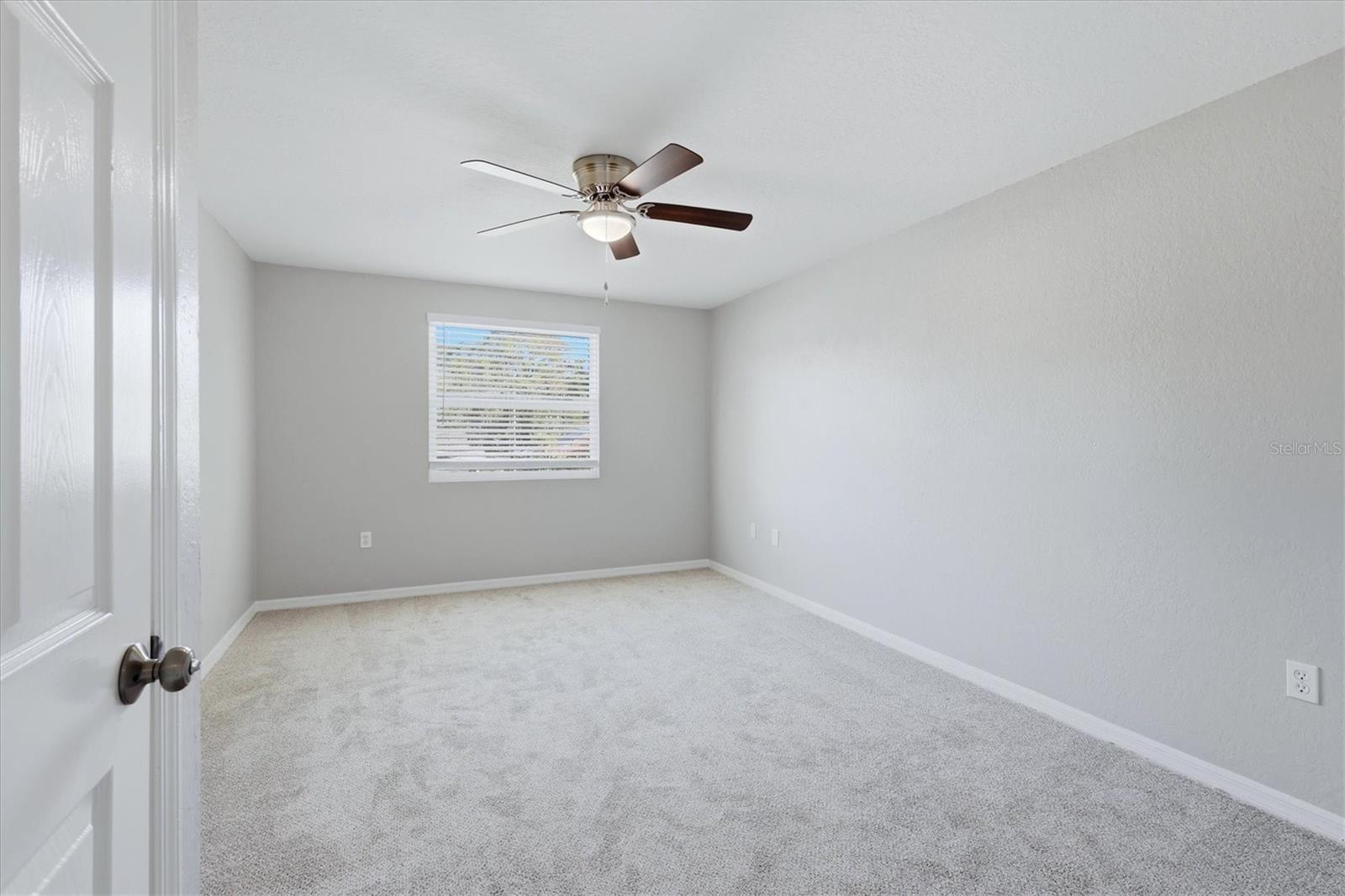 Image 24 of 41 For 2852 Nassau Street