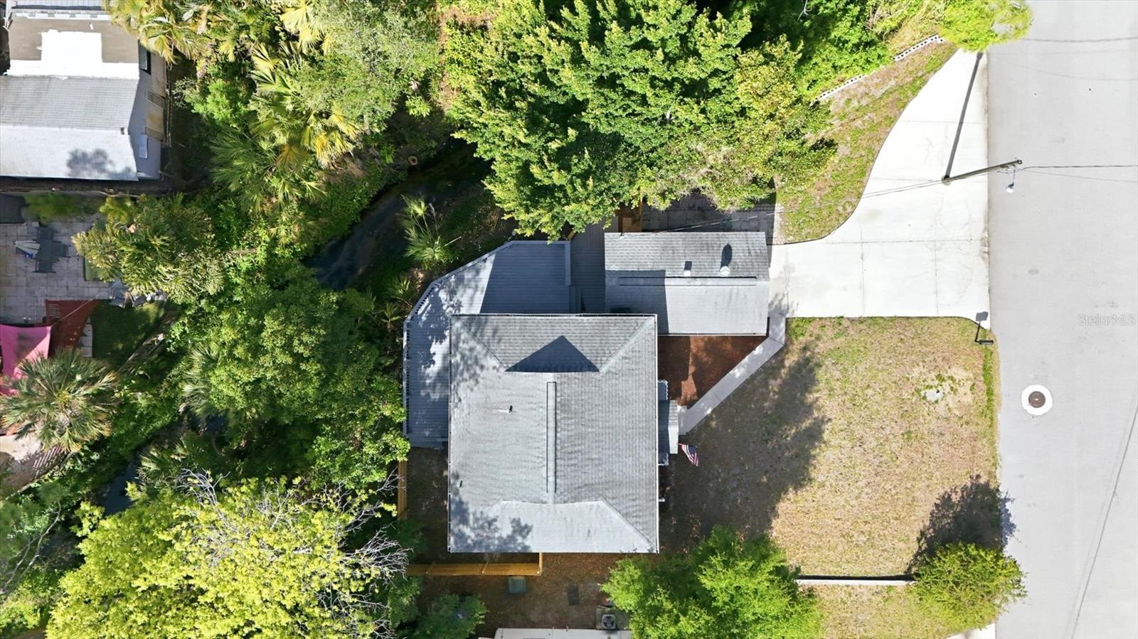 Image 34 of 41 For 2852 Nassau Street