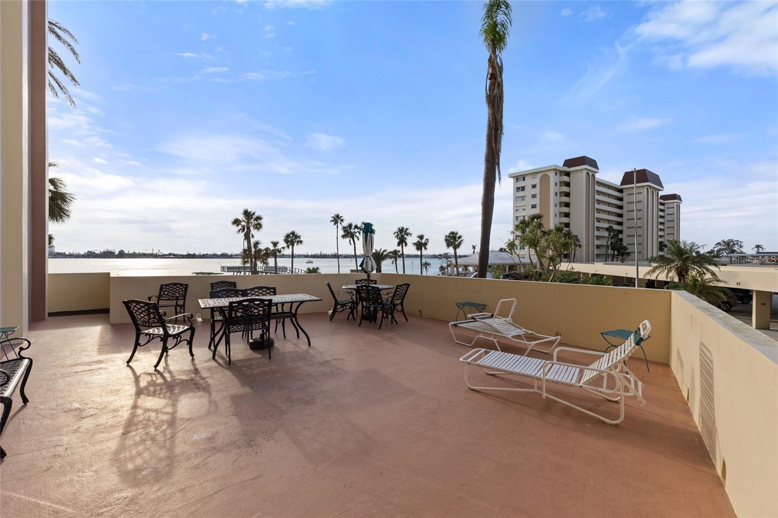 Image 15 of 19 For 4775 Cove Circle 202