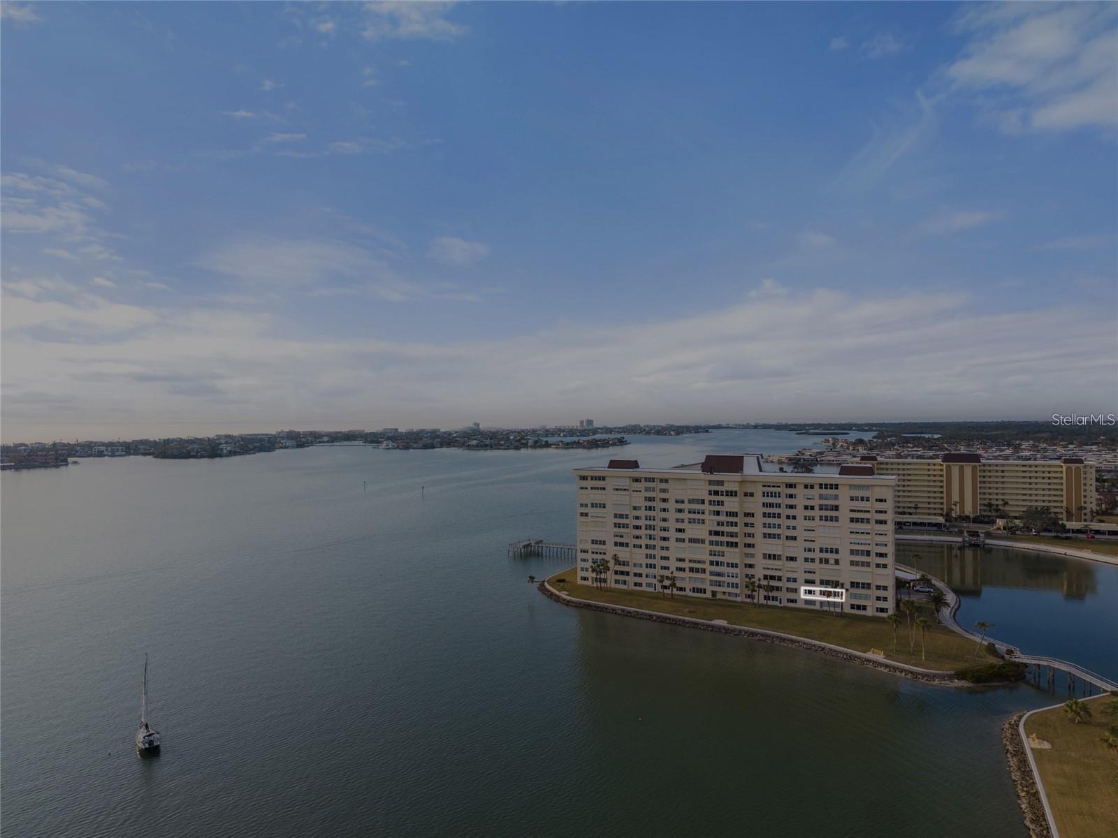 Image 17 of 19 For 4775 Cove Circle 202