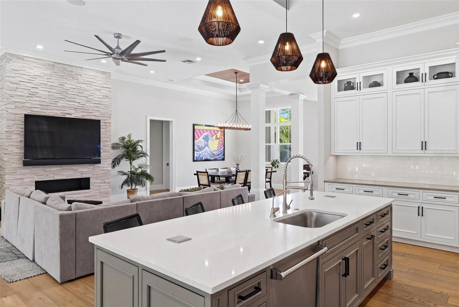 Image 19 of 69 For 1705 Wisconsin Lane