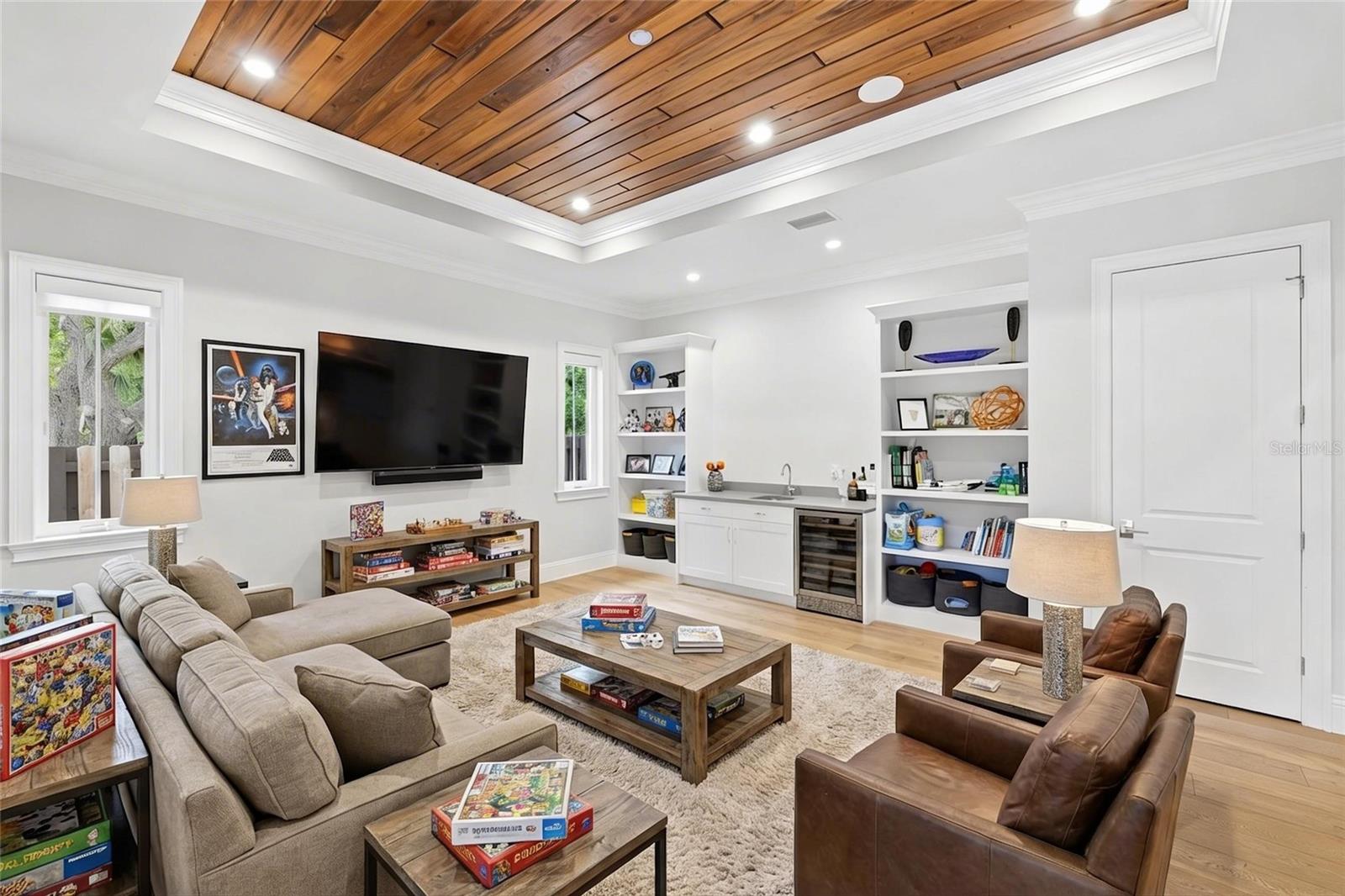 Image 20 of 69 For 1705 Wisconsin Lane